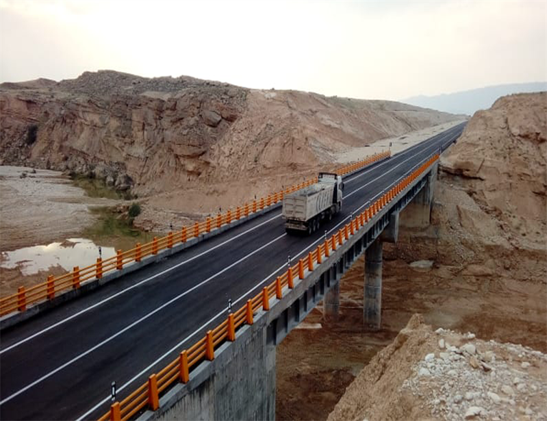 احداث اتصال لامرد از طریق محور گله دار-دارالمیزان به بزرگراه عسلویه-فیروزآباد